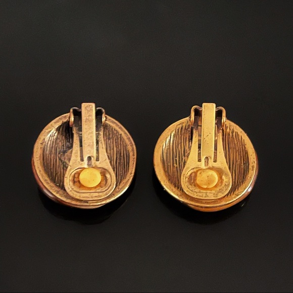 ✨Splendid Signed Vintage Italy Clip On Earrings - Picture 2 of 2